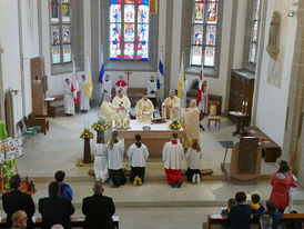 Feierlicher Gründungsgottesdienst der Pfarrei St. Heimerad (Foto: Karl-Franz Thiede)